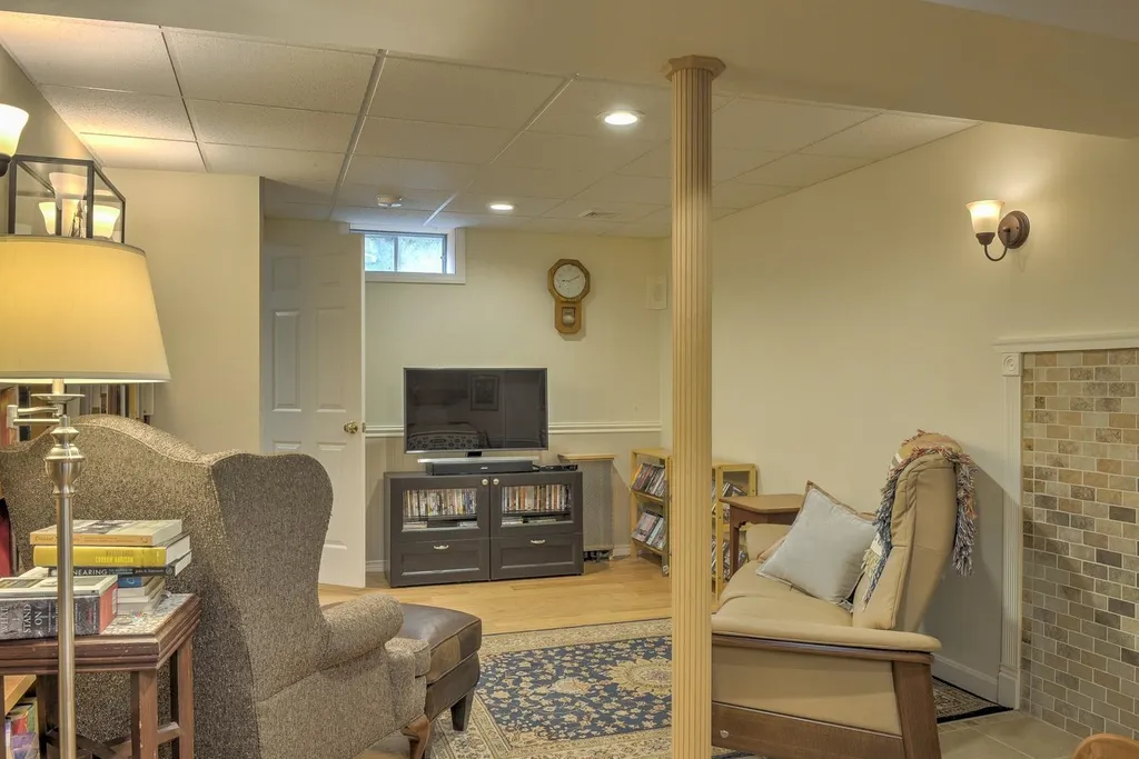 46 Queens Road Keene NH 03431