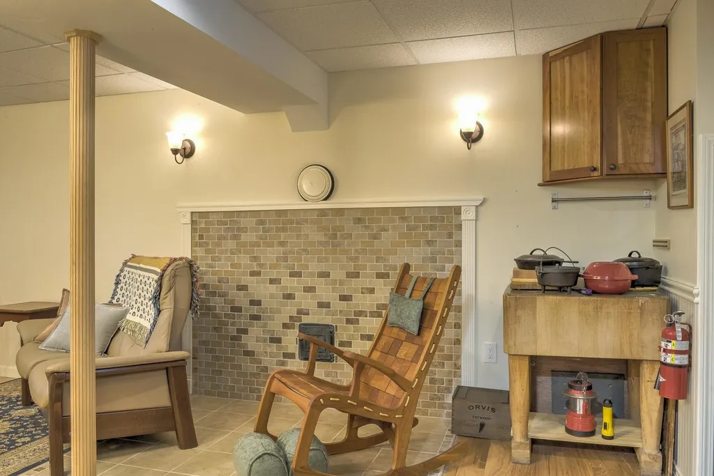46 Queens Road Keene NH 03431