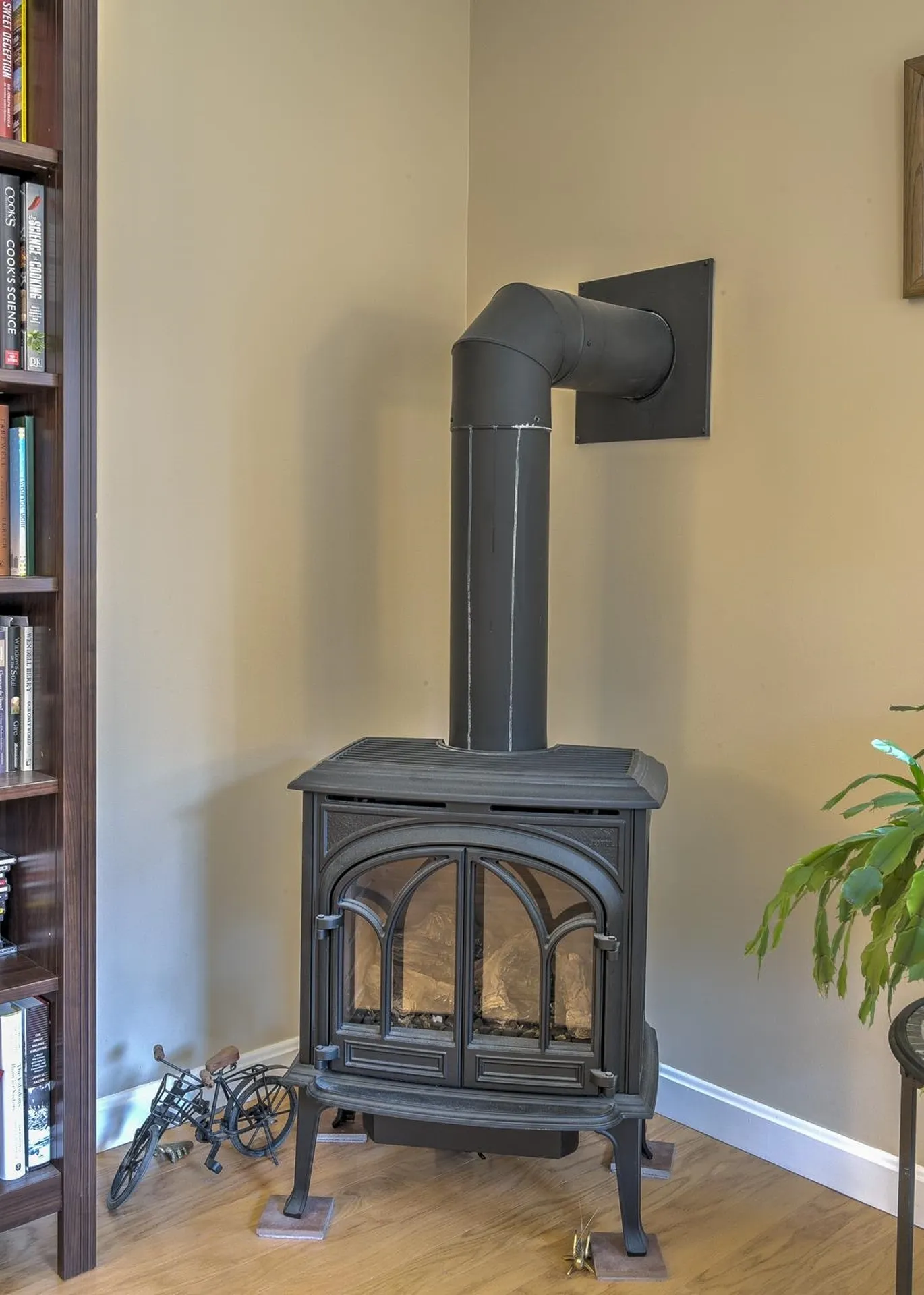 46 Queens Road Keene NH 03431