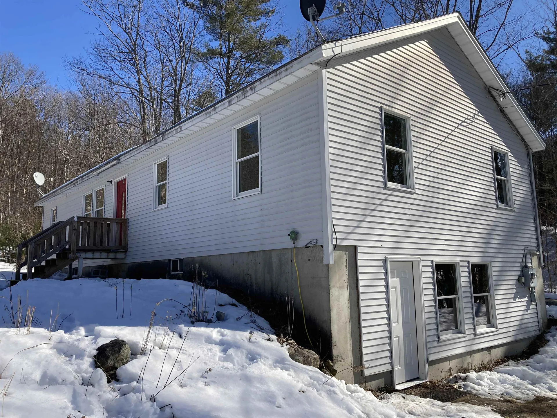 9 Tunnel Road Grafton NH 03240