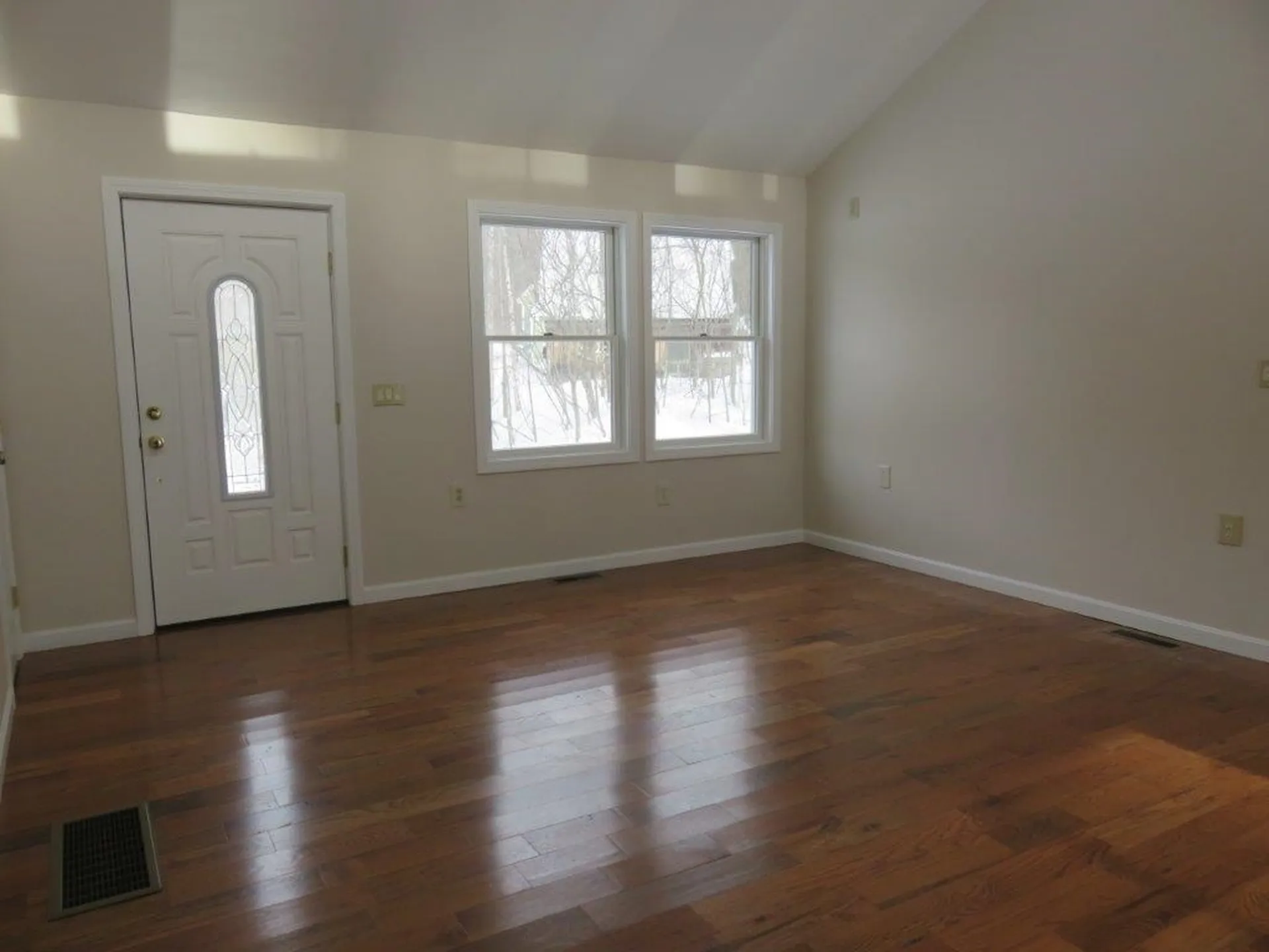 9 Tunnel Road Grafton NH 03240