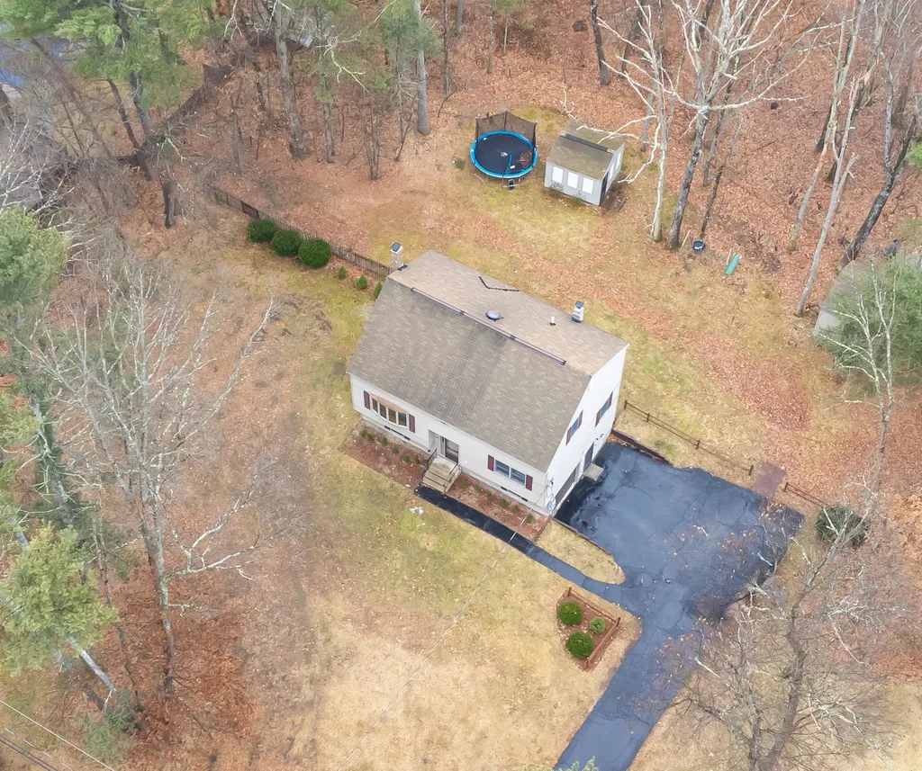 89 Talent Road Litchfield NH 03052