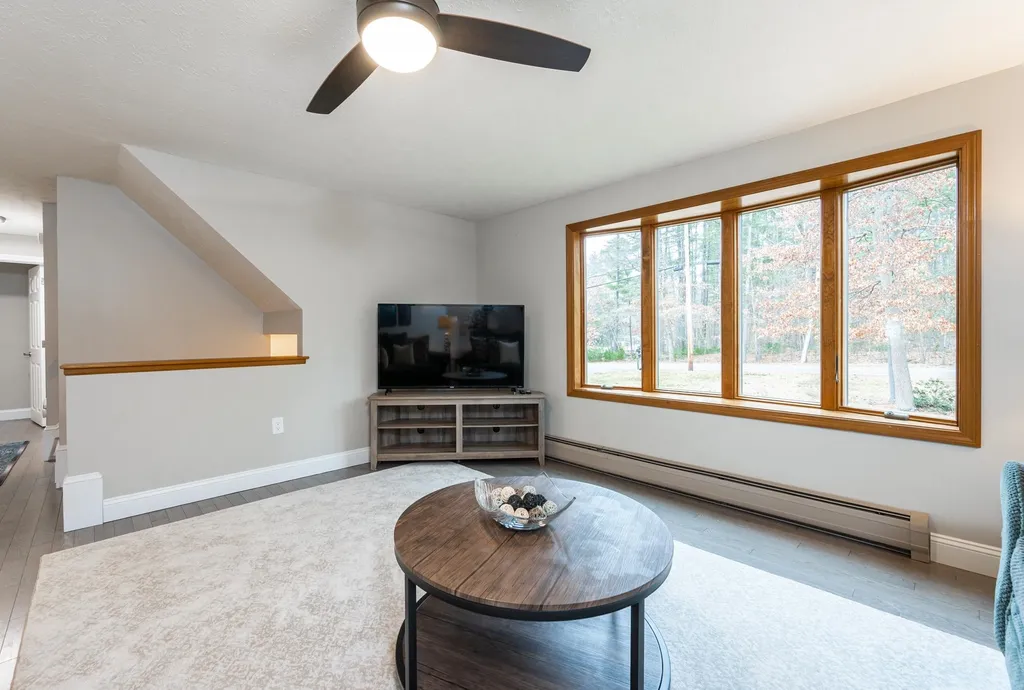 89 Talent Road Litchfield NH 03052
