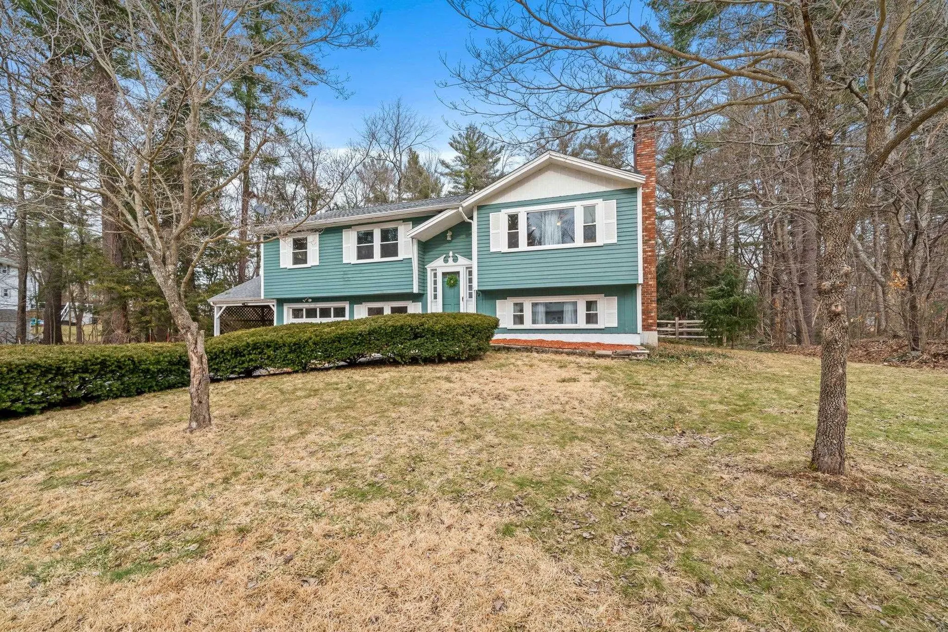 23 Barkland Drive Derry NH 03038