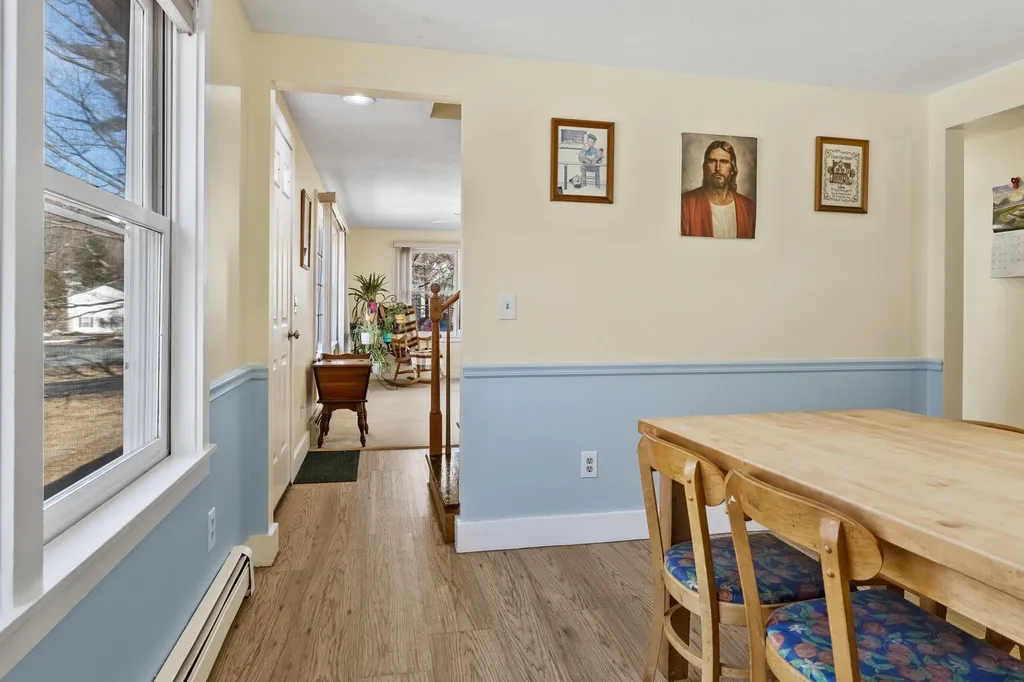 10 Cottage Circle Lebanon NH 03784