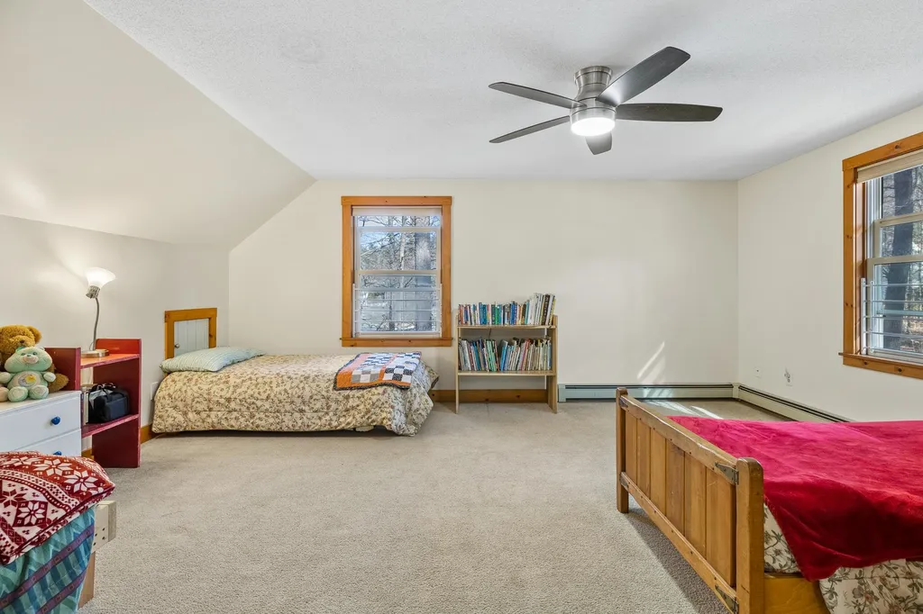 10 Cottage Circle Lebanon NH 03784