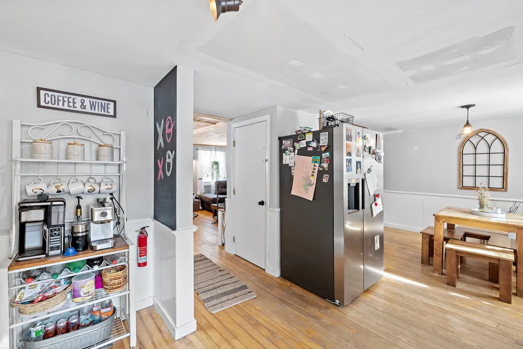 17 New Colony Road Orange NH 03741