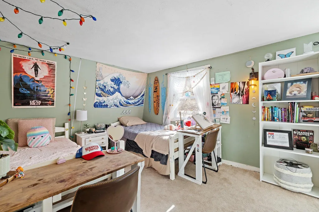 17 New Colony Road Orange NH 03741