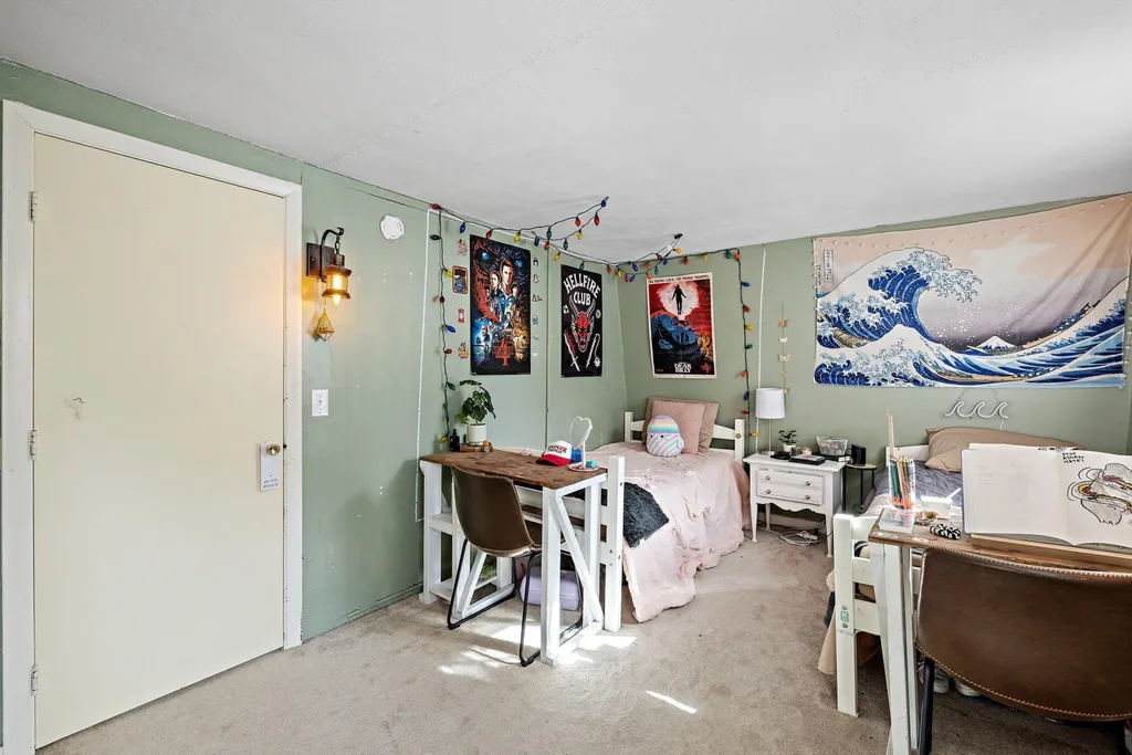 17 New Colony Road Orange NH 03741