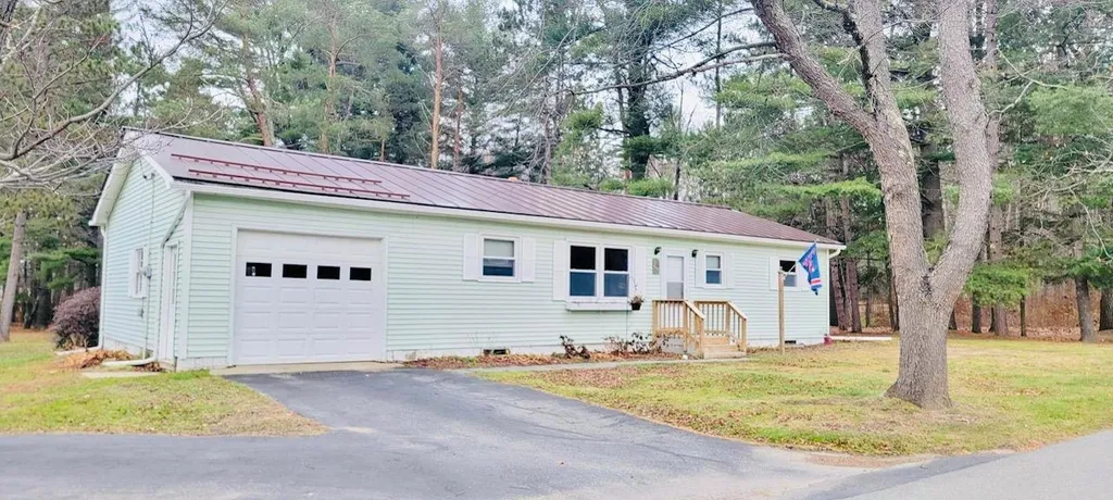 1160 Bluff Road Newport City VT 05855