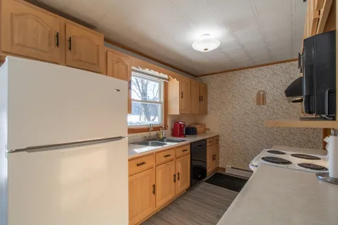 1160 Bluff Road Newport City VT 05855