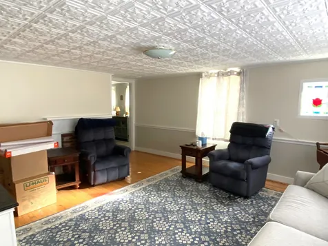217 Pine Hill Road Nashua NH 03063