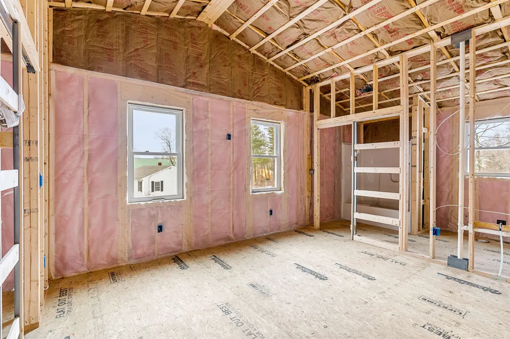 46 Clark Street Pittsfield NH 03263