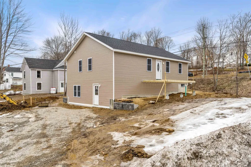 46 Clark Street Pittsfield NH 03263