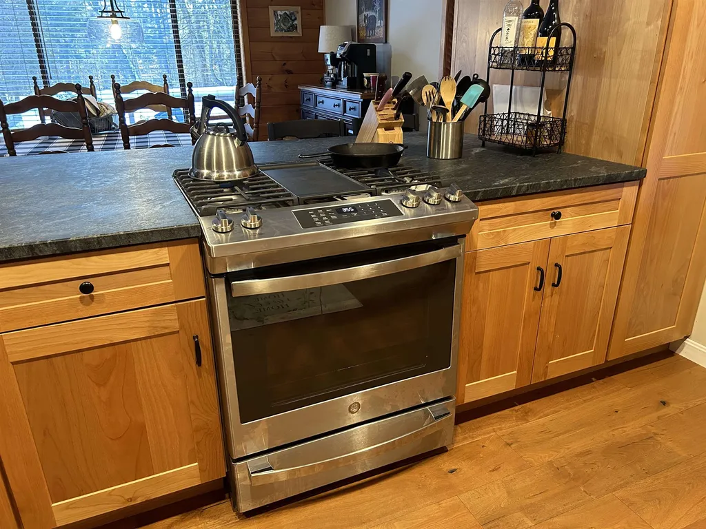 484 Deerwood Hill Road Londonderry VT 05155