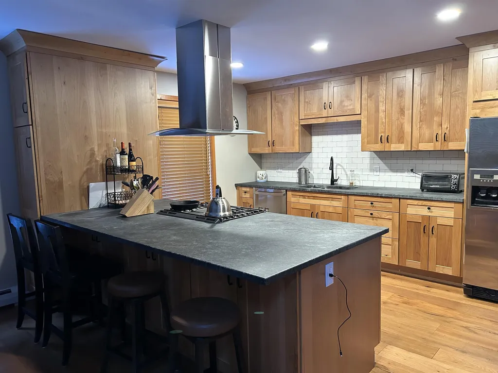 484 Deerwood Hill Road Londonderry VT 05155