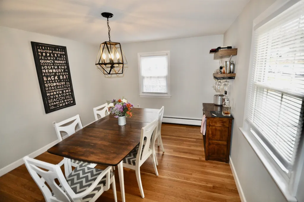 14 Timberline Drive Nashua NH 03062