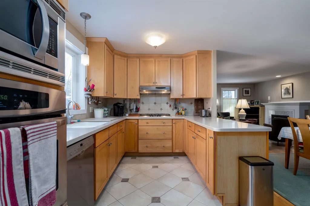 82 Palisades Street Stowe VT 05672