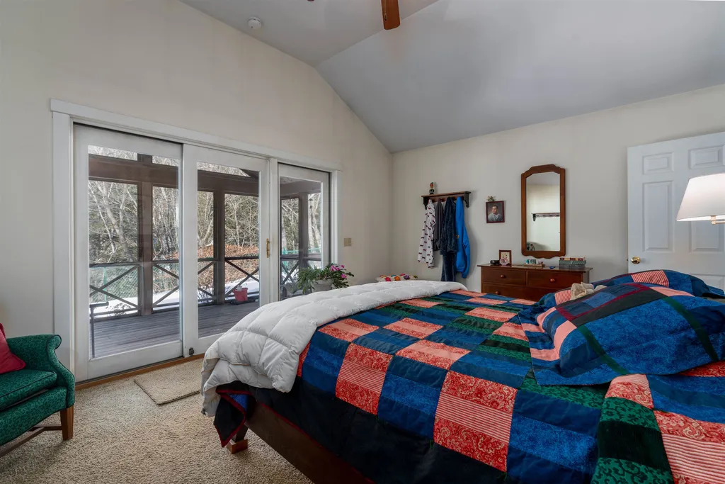 82 Palisades Street Stowe VT 05672