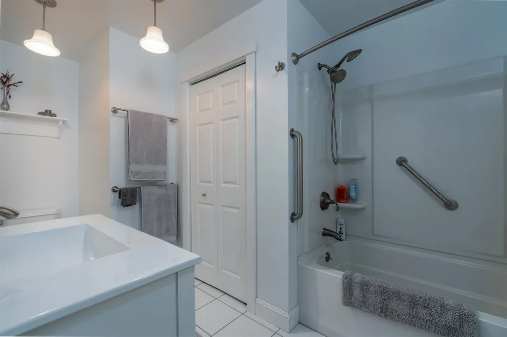 82 Palisades Street Stowe VT 05672