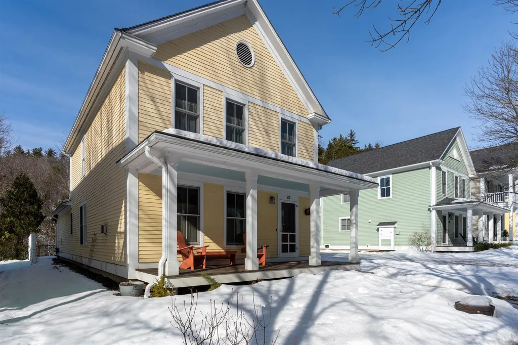 82 Palisades Street Stowe VT 05672