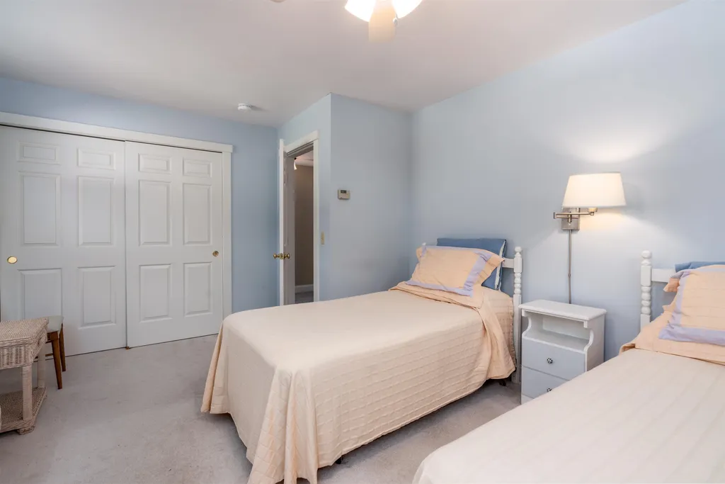 82 Palisades Street Stowe VT 05672