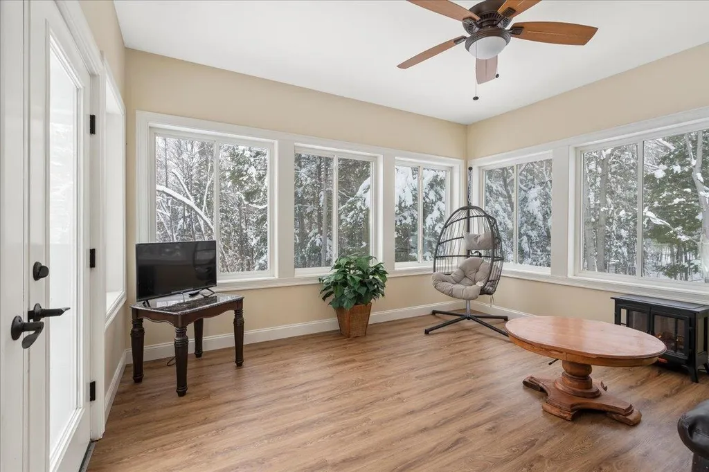 164 Bartlett Drive Weare NH 03281