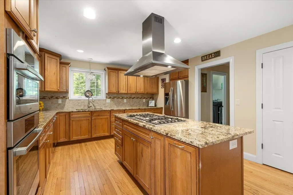 164 Bartlett Drive Weare NH 03281