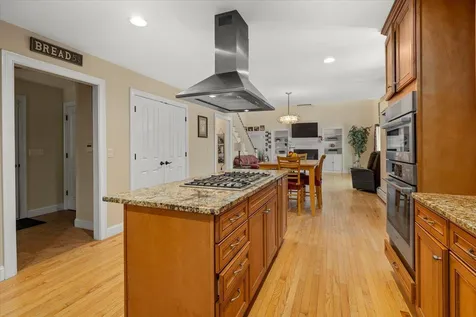 164 Bartlett Drive Weare NH 03281
