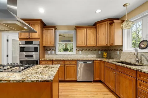 164 Bartlett Drive Weare NH 03281