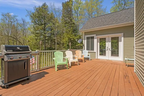 164 Bartlett Drive Weare NH 03281