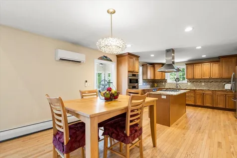 164 Bartlett Drive Weare NH 03281