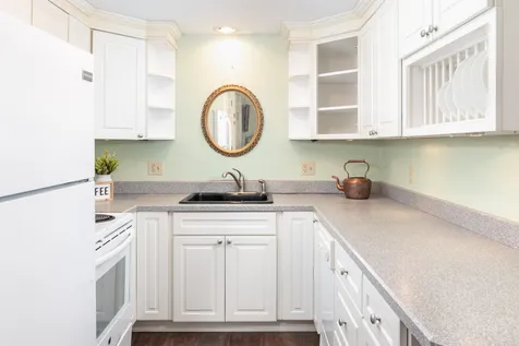 75 Stark Street Laconia NH 03246