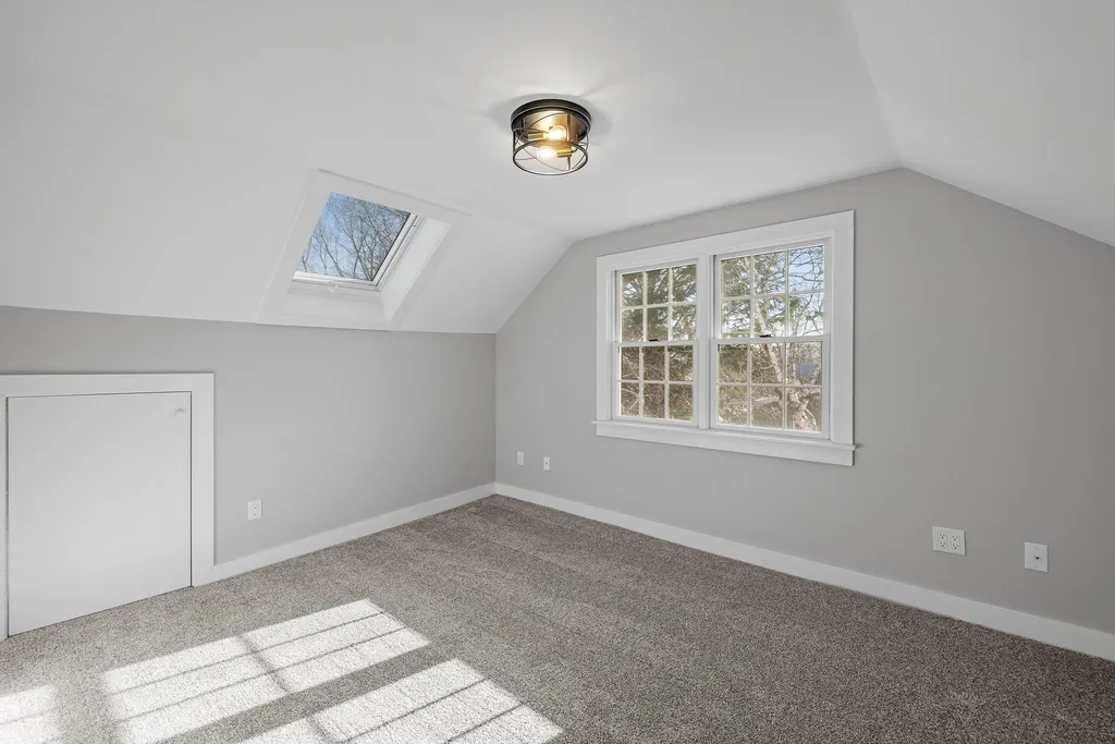 239 North Main Street Wolfeboro NH 03894