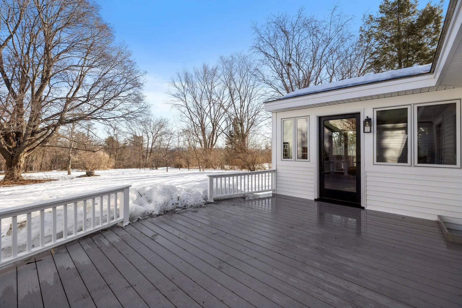 239 North Main Street Wolfeboro NH 03894