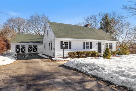 239 North Main Street Wolfeboro NH 03894
