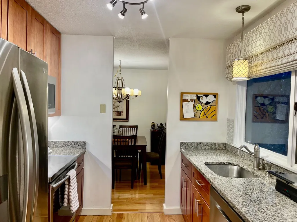 106 Brook Hollow Hanover NH 03755