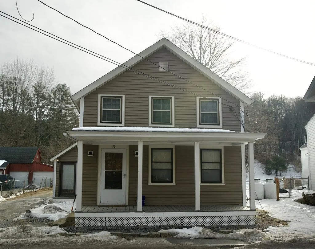 12 River Road New Boston NH 03070