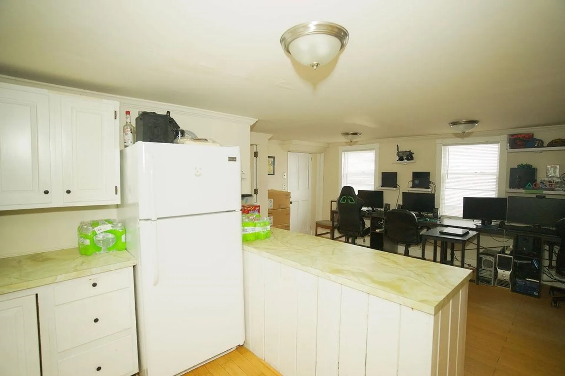 12 River Road New Boston NH 03070