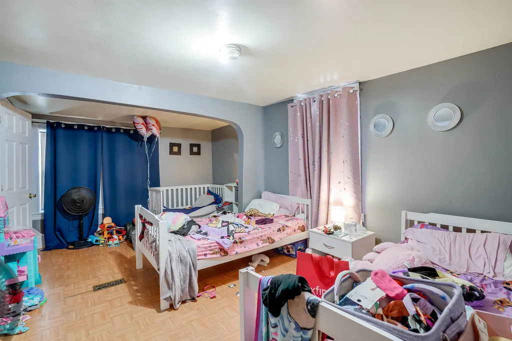 23 Ash Street Nashua NH 03060