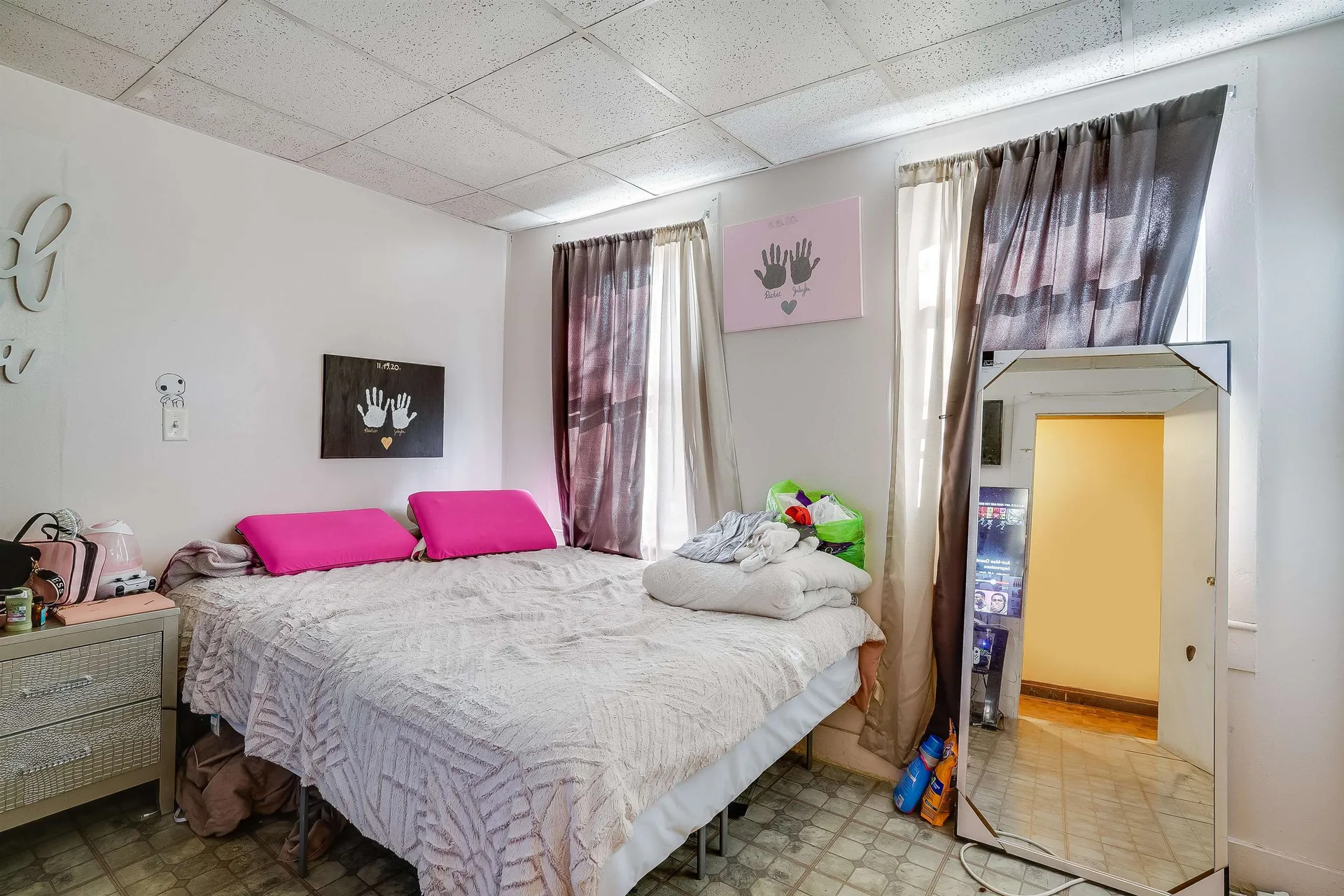 23 Ash Street Nashua NH 03060
