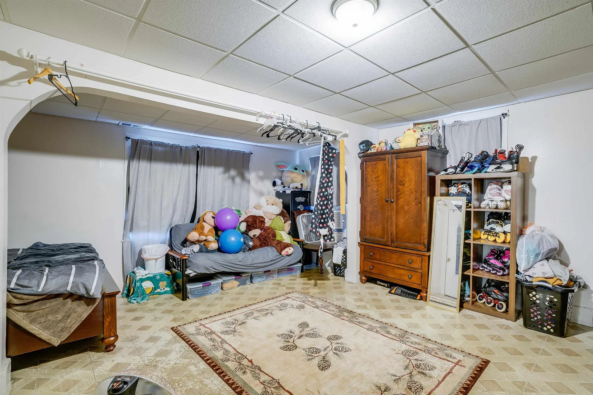 23 Ash Street Nashua NH 03060