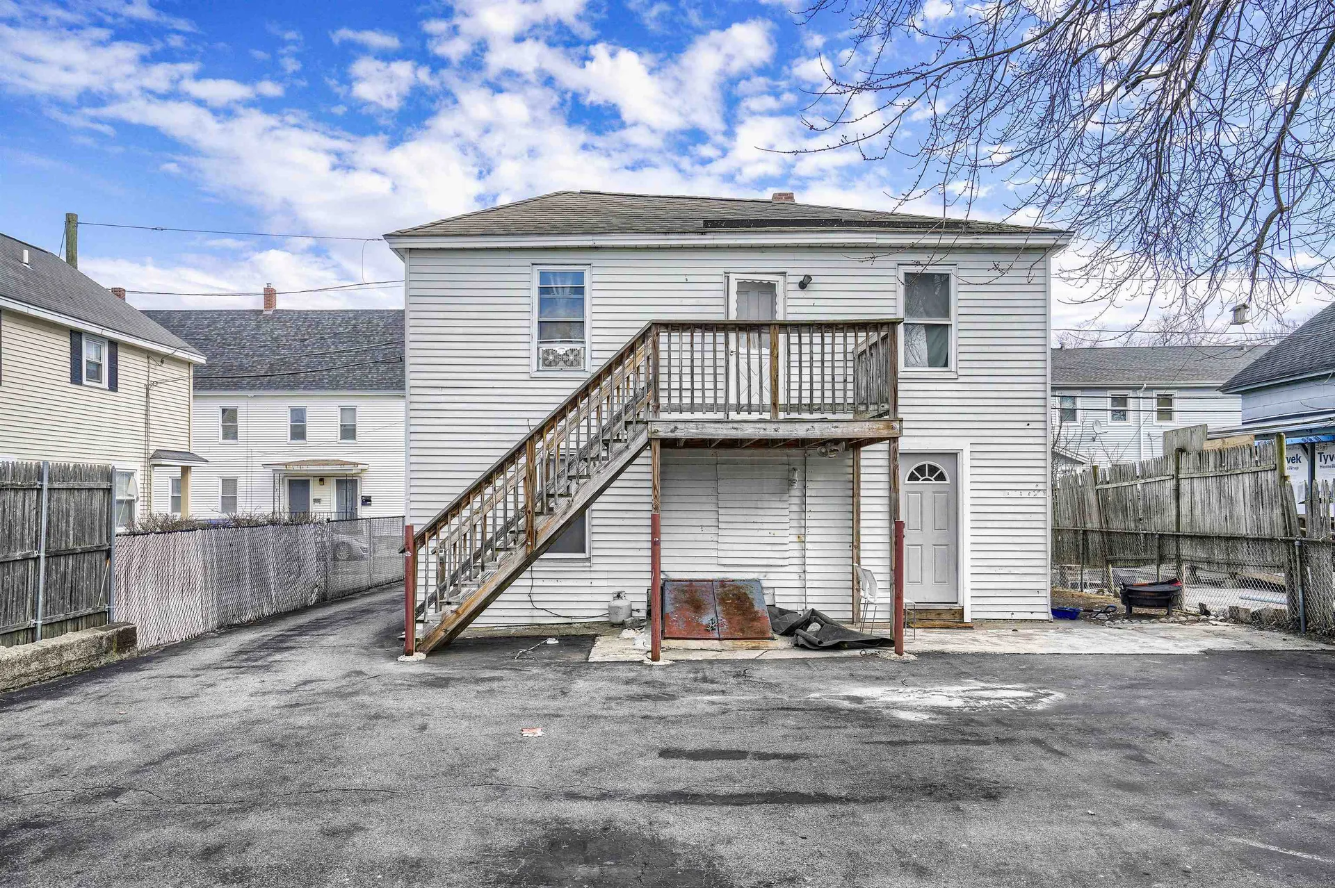 23 Ash Street Nashua NH 03060