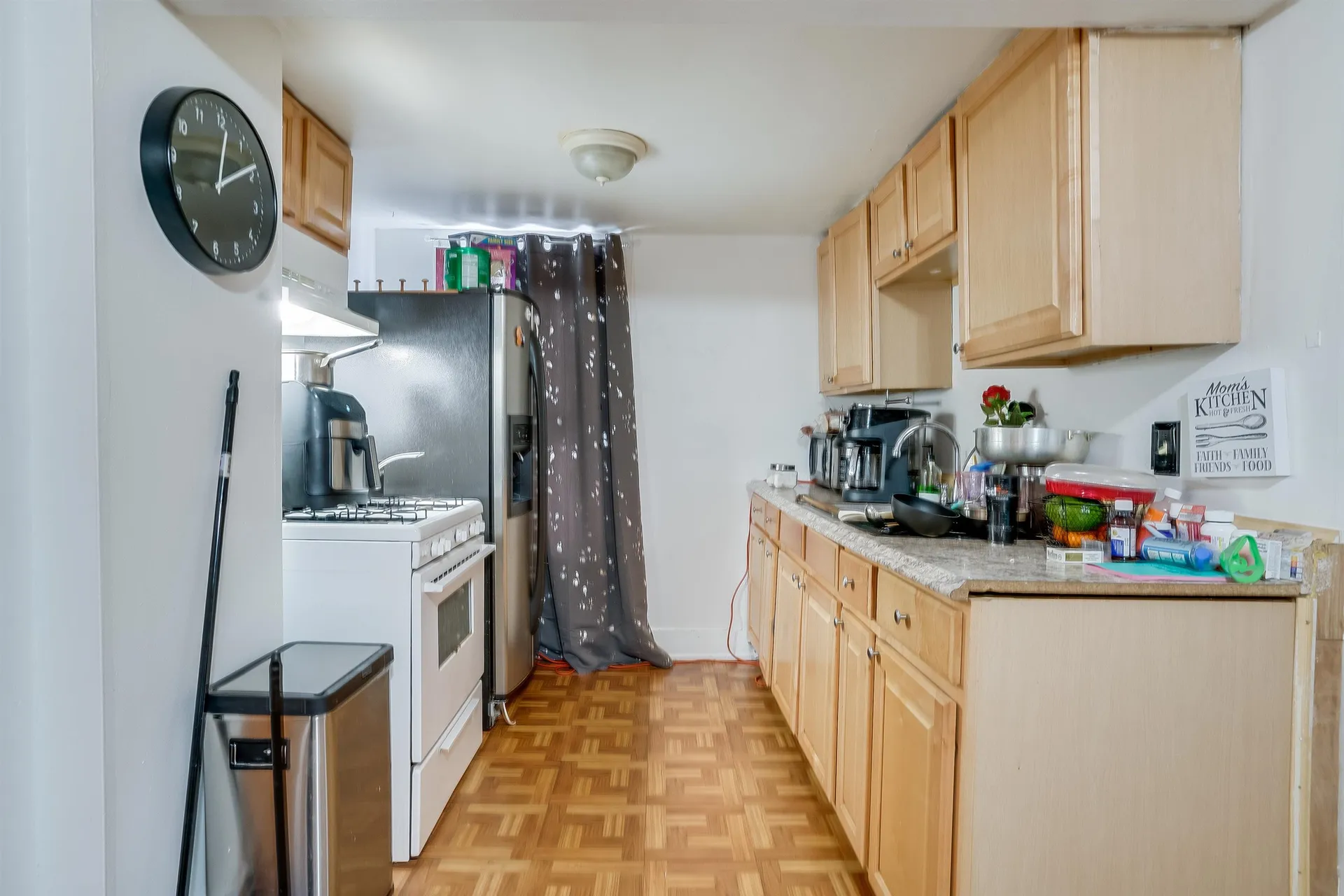 23 Ash Street Nashua NH 03060
