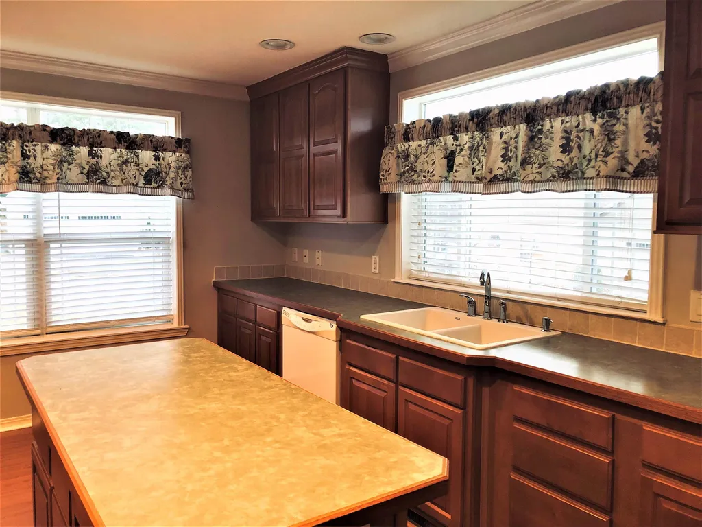 35 Sawmill Ridge Sandown NH 03873