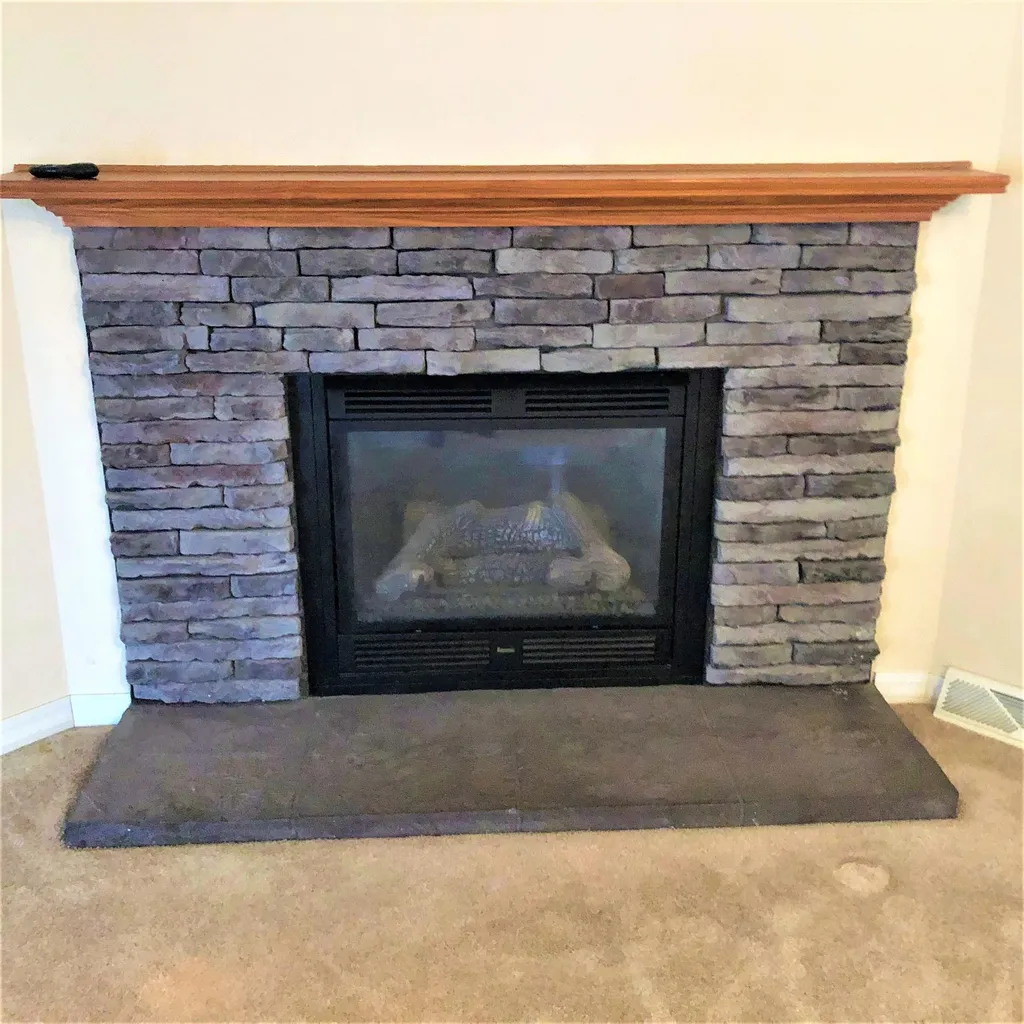 35 Sawmill Ridge Sandown NH 03873