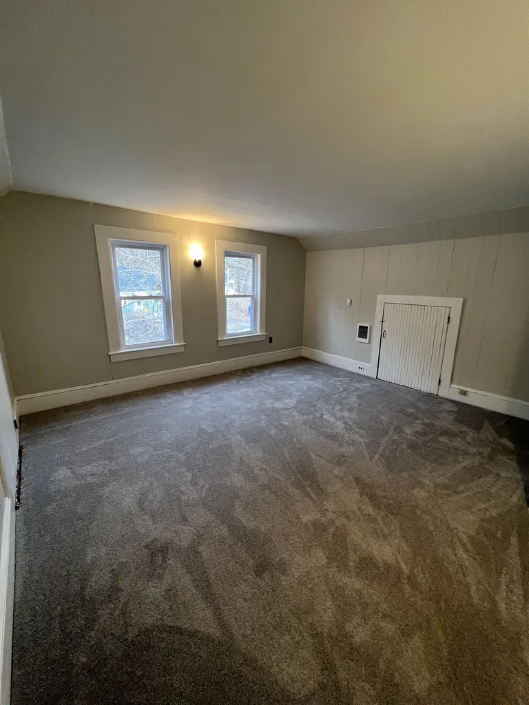 59 Oak Street Dover NH 03820