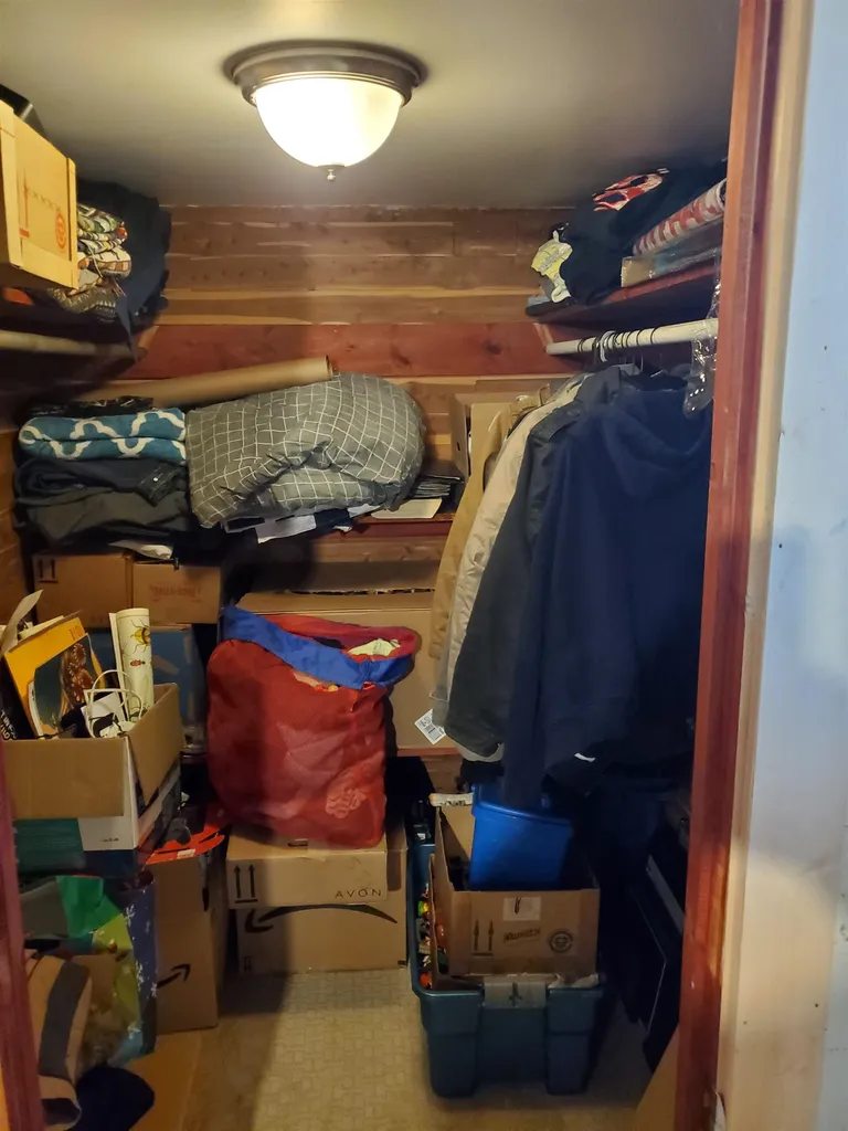 3 Joffre Street Nashua NH 03060