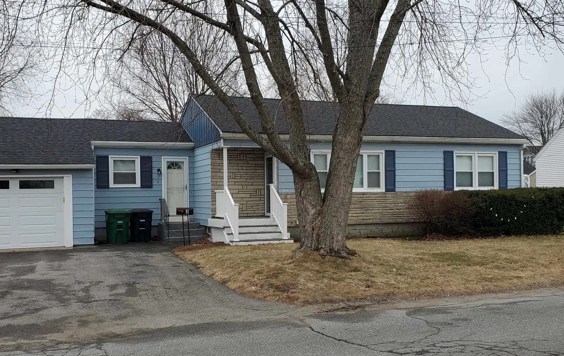3 Joffre Street Nashua NH 03060