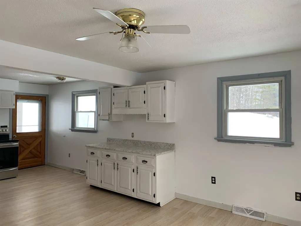 2943 Cox District Road Woodstock VT 05091